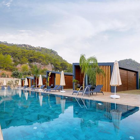 Rota Kilidonia Karaoez Suites&Villas Bagian luar foto