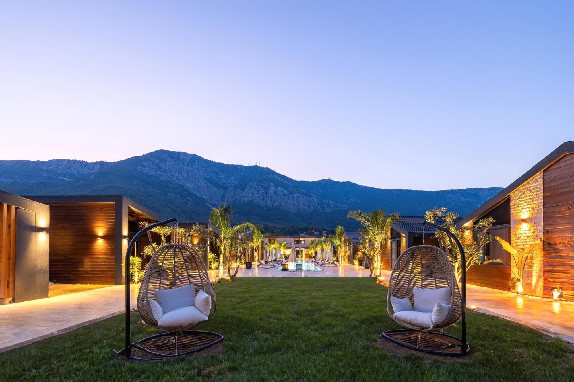 Rota Kilidonia Karaoez Suites&Villas Bagian luar foto