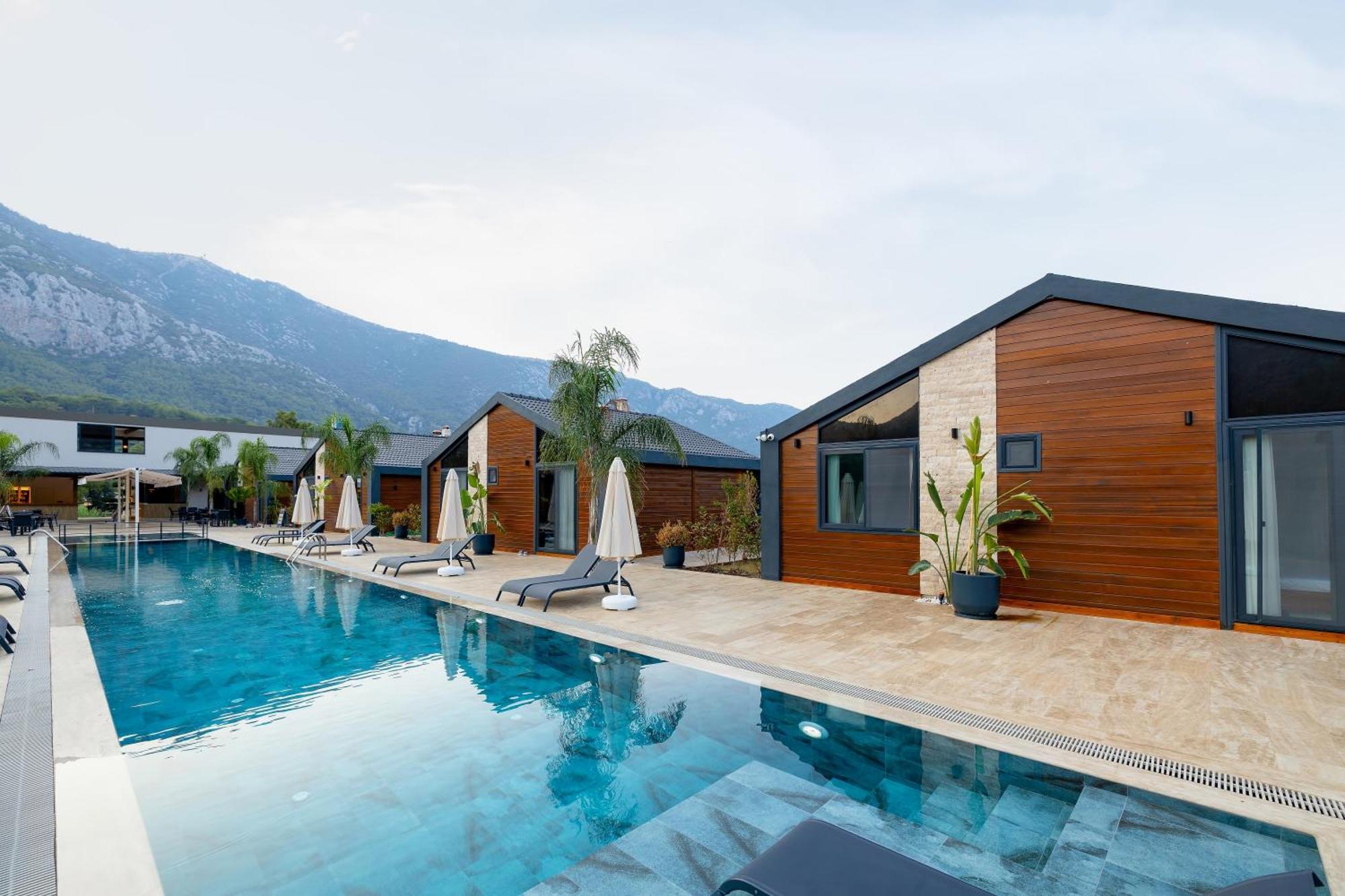 Rota Kilidonia Karaoez Suites&Villas Bagian luar foto