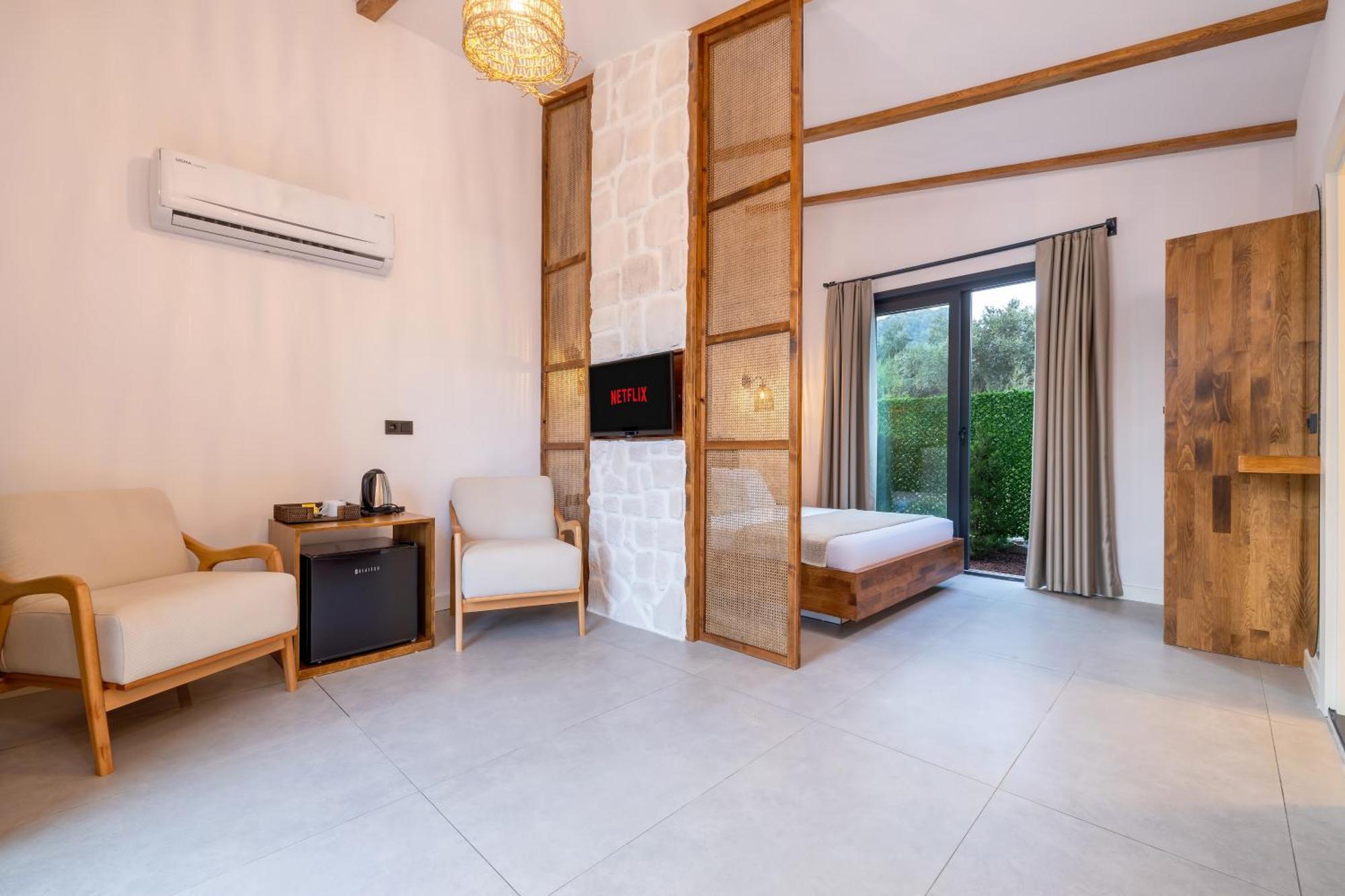 Rota Kilidonia Karaoez Suites&Villas Ruang foto