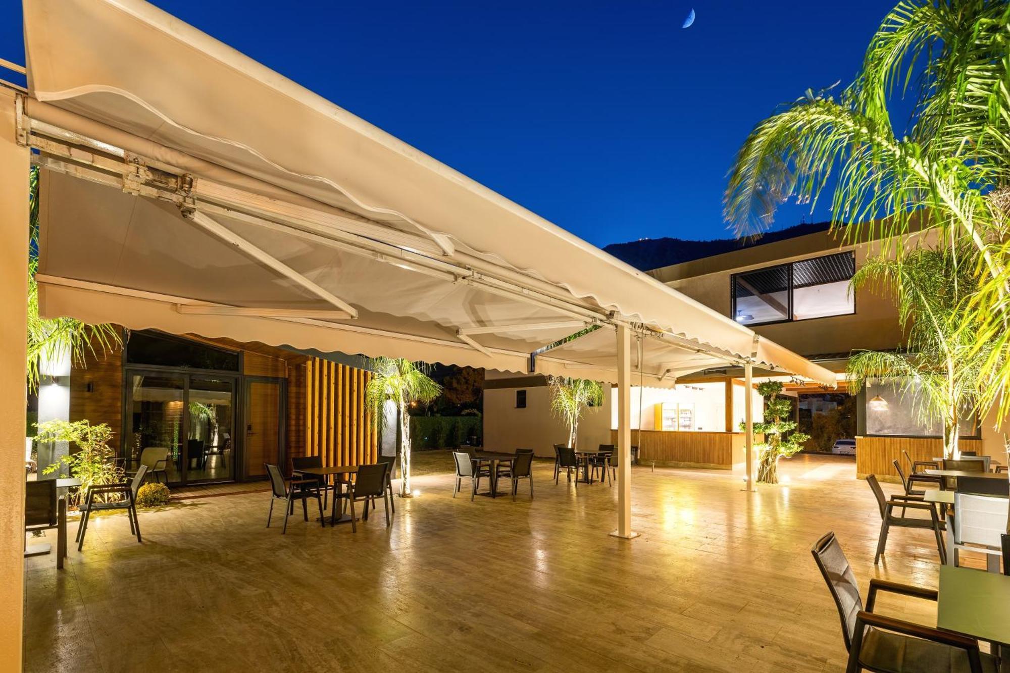 Rota Kilidonia Karaoez Suites&Villas Bagian luar foto