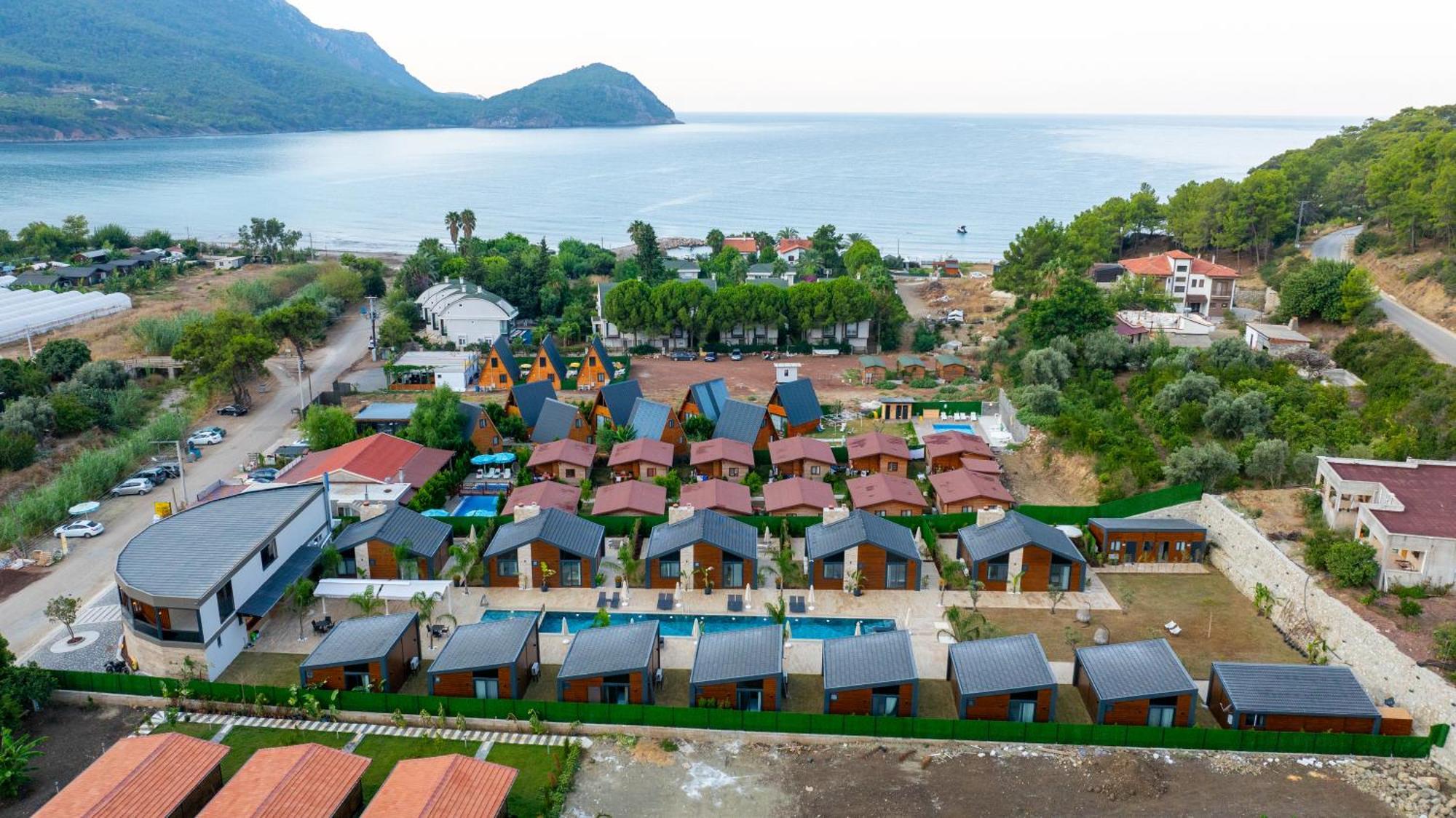 Rota Kilidonia Karaoez Suites&Villas Bagian luar foto